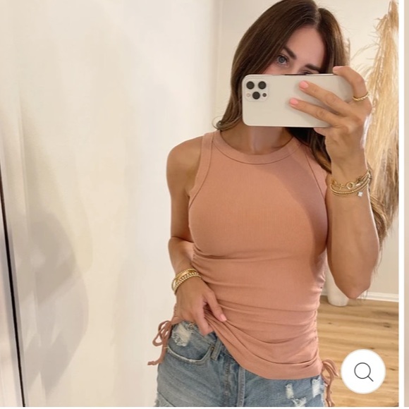Not your basic ruched tank ☺️